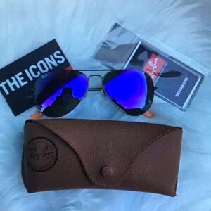 Ray-Ban Aviator Sunglasses with Case